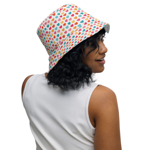 Summer of Love Reversible Bucket Hat - White/Hearts - Image 8