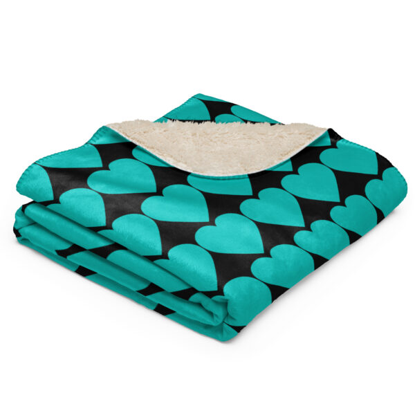 Summer of Love Sherpa Blanket - Black/Iris Blue Hearts - Image 4