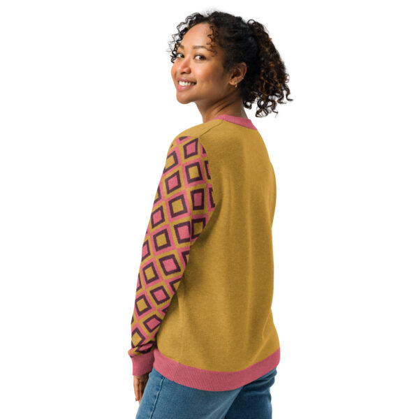 Retro Edition - Knitted Crew Neck Sweater - Image 7