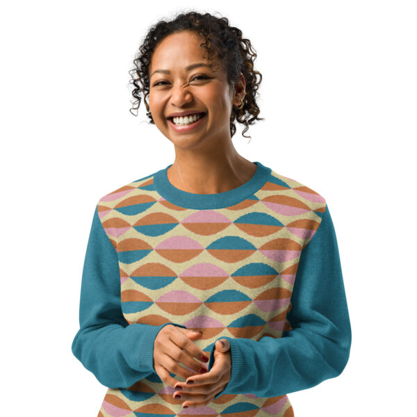 Retro Edition - Knitted Crew Neck Sweater - Image 4