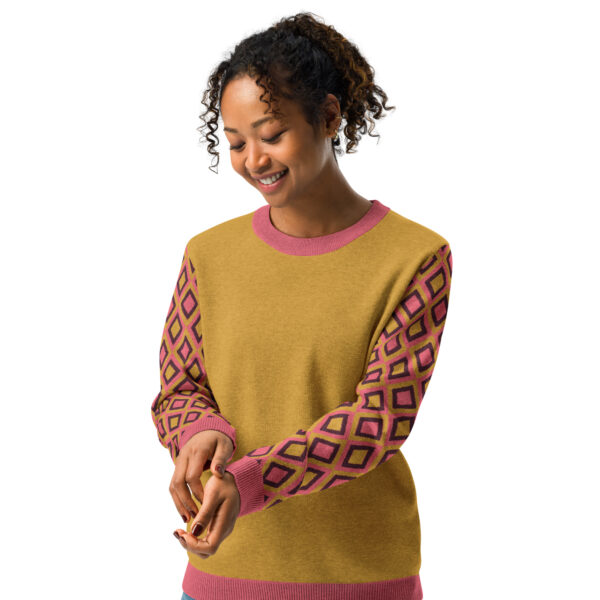 Retro Edition - Knitted Crew Neck Sweater - Image 5