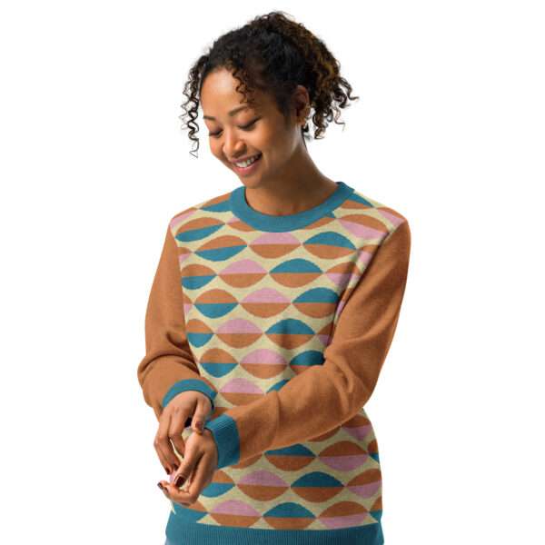 Retro Edition - Knitted Crew Neck Sweater - Image 5