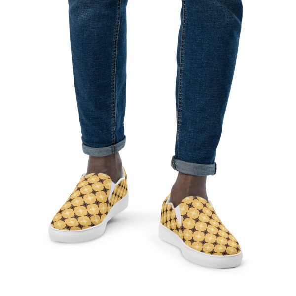 Retro Edition - Men’s Slip-On Canvas Shoes